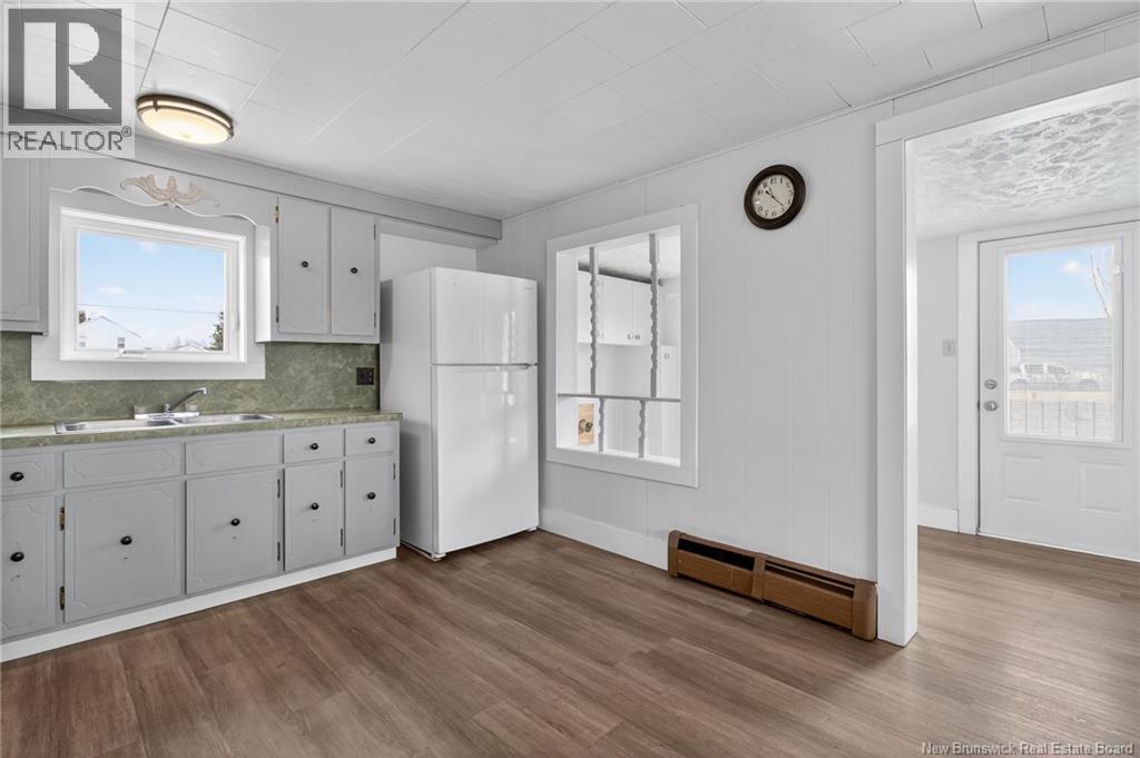 1053 Bas Cap Pele, Cap-Pelé, New Brunswick  E4N 1M2 - Photo 10 - NB136183