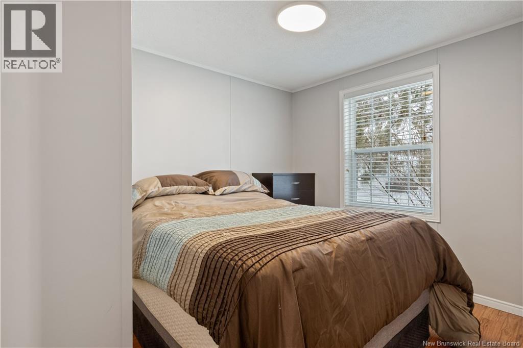 73 Andre, Dieppe, New Brunswick  E1A 7C4 - Photo 17 - NB136124