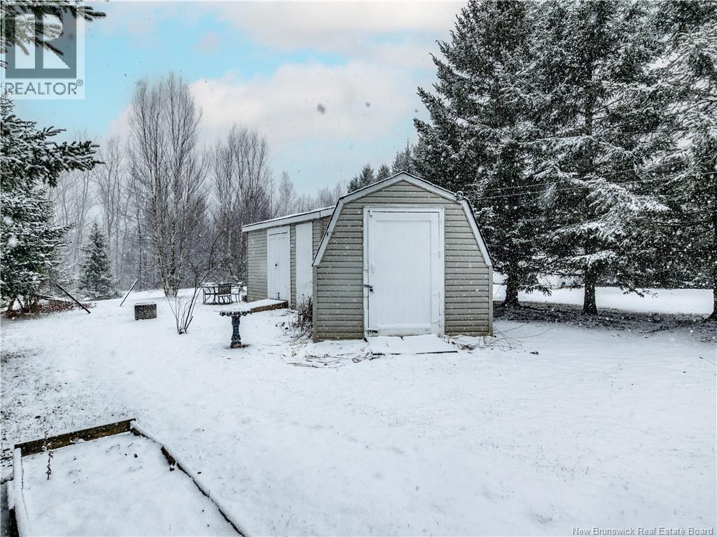 73 Andre, Dieppe, New Brunswick  E1A 7C4 - Photo 22 - NB136124