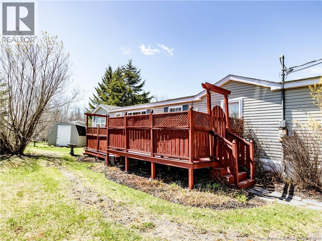 73 Andre, Dieppe, New Brunswick  E1A 7C4 - Photo 27 - NB136124