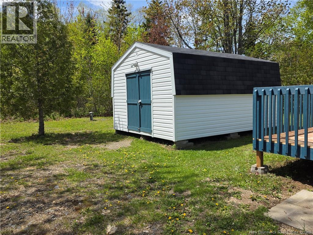392 Rue Des Sapins, Nigadoo, New Brunswick  E8K 3M4 - Photo 17 - NB136289