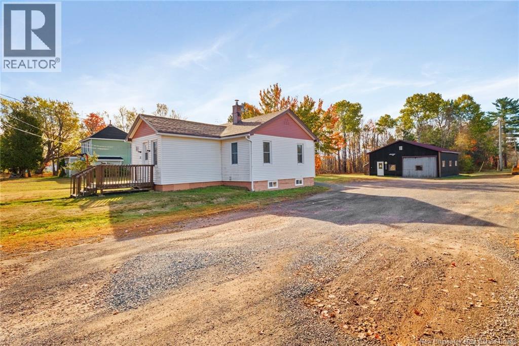 15 Centennial Drive, Minto, New Brunswick  E4B 3S1 - Photo 1 - NB136387