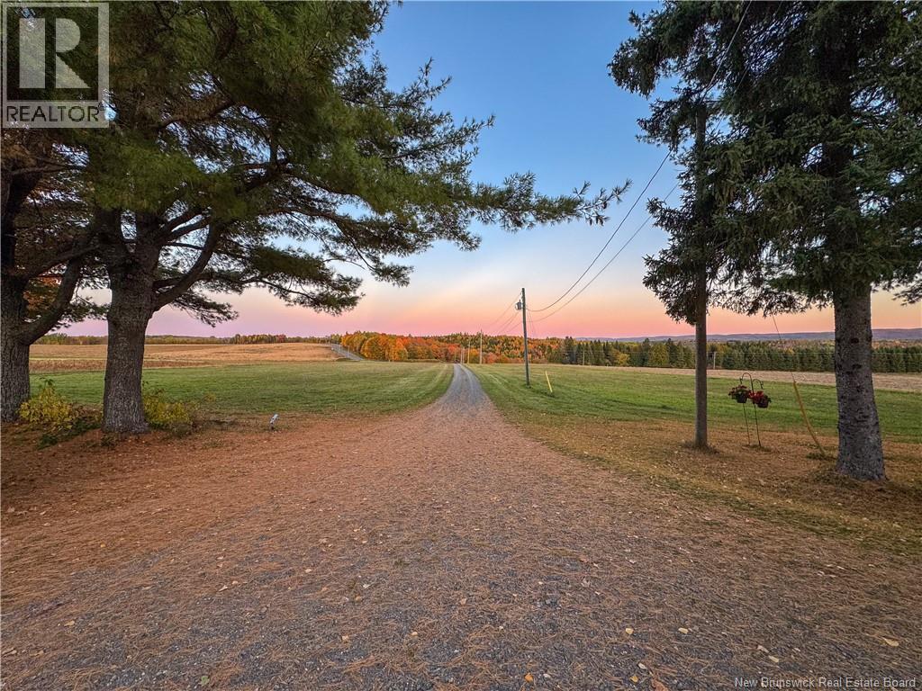 255 Lerwick Road, Tilley, New Brunswick  E7H 2V8 - Photo 3 - NB136366
