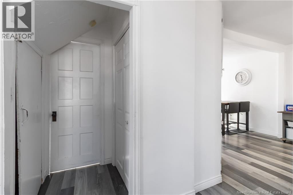 27 Airport Street, Dieppe, New Brunswick  E1A 2G1 - Photo 11 - NB136333