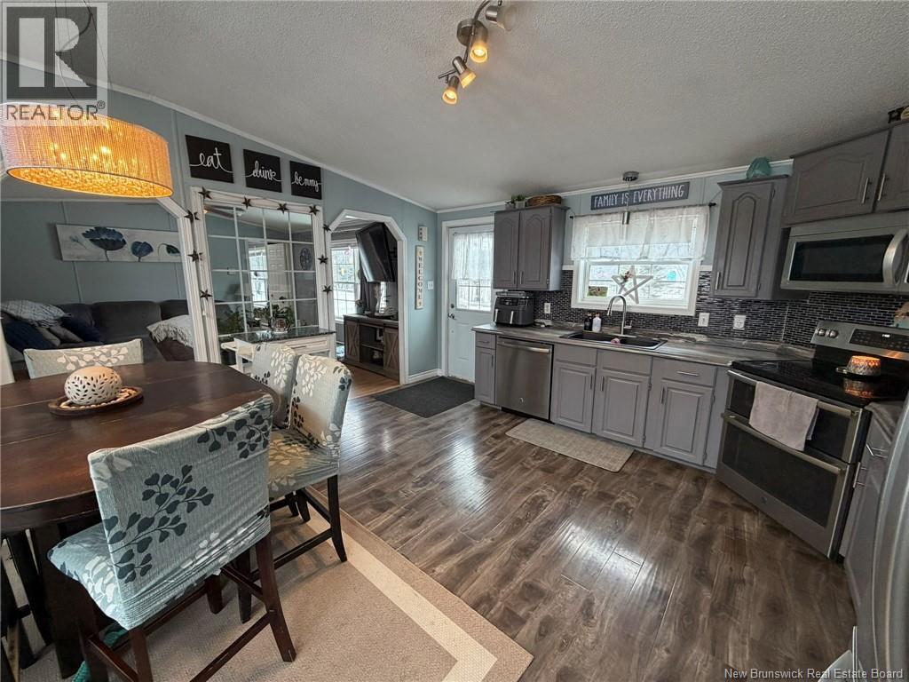 2260 105 Route, Southampton, New Brunswick  E6G 1N1 - Photo 7 - NB136457