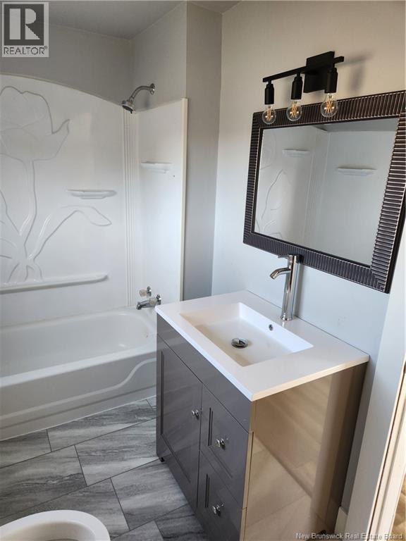 867 Louis G D'aigle, Tracadie, New Brunswick  E1X 1C2 - Photo 10 - NB135529