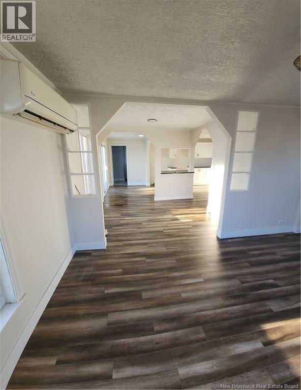 867 Louis G D'aigle, Tracadie, New Brunswick  E1X 1C2 - Photo 5 - NB135529