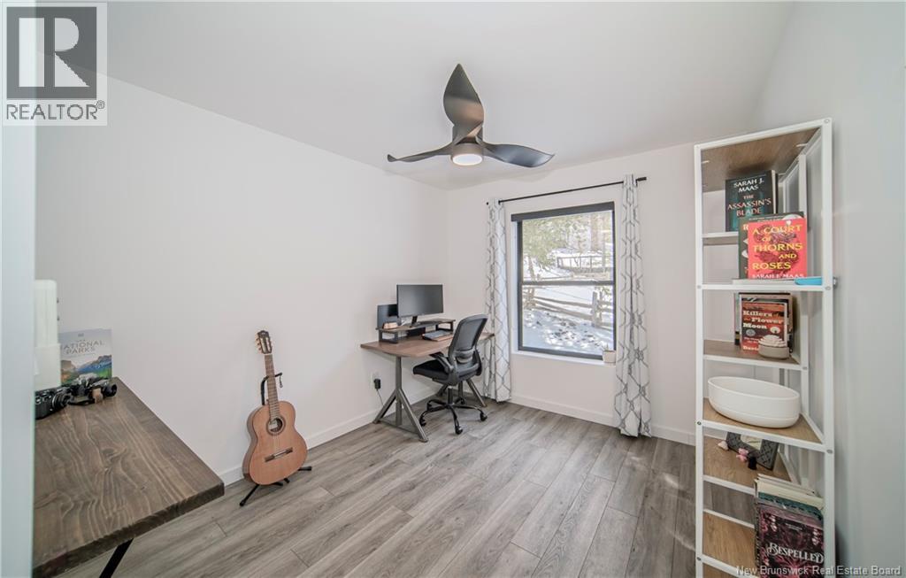 34 Simcoe Court, Fredericton, New Brunswick  E3B 2W9 - Photo 15 - NB136546