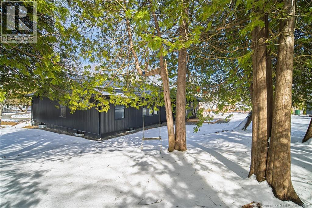 34 Simcoe Court, Fredericton, New Brunswick  E3B 2W9 - Photo 33 - NB136546