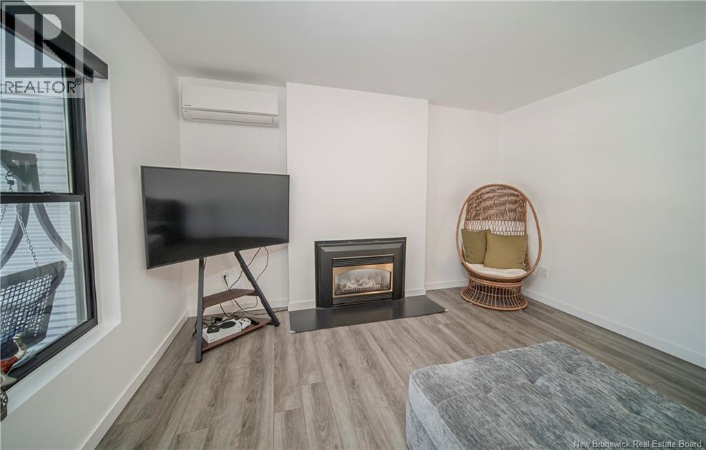 34 Simcoe Court, Fredericton, New Brunswick  E3B 2W9 - Photo 8 - NB136546