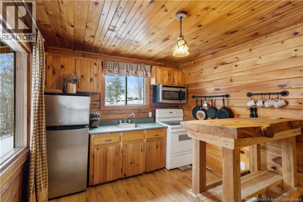 97 Hambrook Point Road, Renous, New Brunswick  E9E 2P1 - Photo 3 - NB136552
