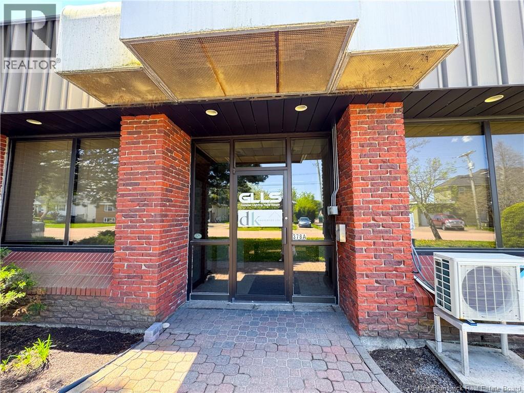 378 Coverdale Street, Moncton, New Brunswick  E1B 3J6 - Photo 5 - NB136537