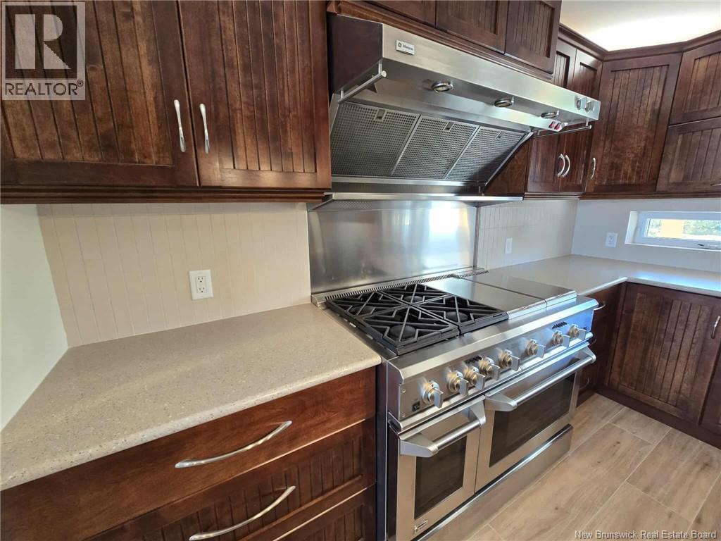 2156 Queen Elizabeth Drive, Bathurst, New Brunswick  E2A 4Y4 - Photo 28 - NB136589