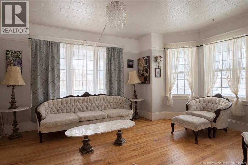 344 St Patrick, Bathurst, New Brunswick  E2A 1E3 - Photo 13 - NB136584