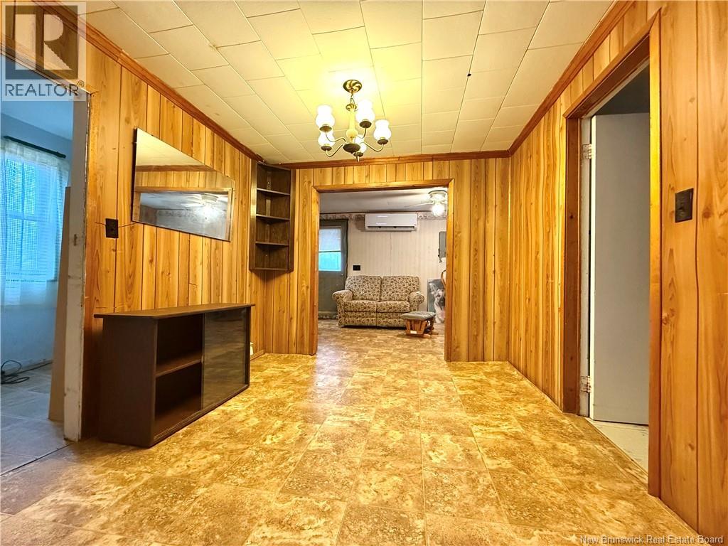 21 Maple Street, Mcadam, New Brunswick  E6J 1W1 - Photo 6 - NB136580