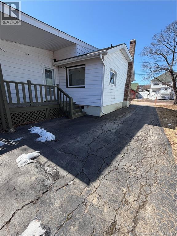 37 Winter Avenue, Moncton, New Brunswick  E1C 5X2 - Photo 7 - NB135931