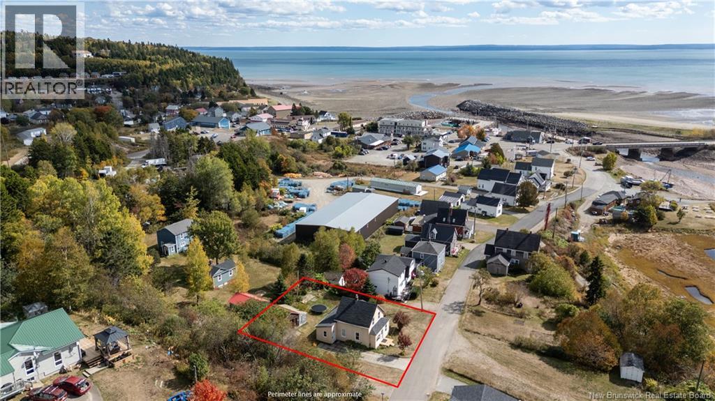 52 Fundy View Drive, Alma, New Brunswick E4H 1H7 - Photo 2 - NB136363