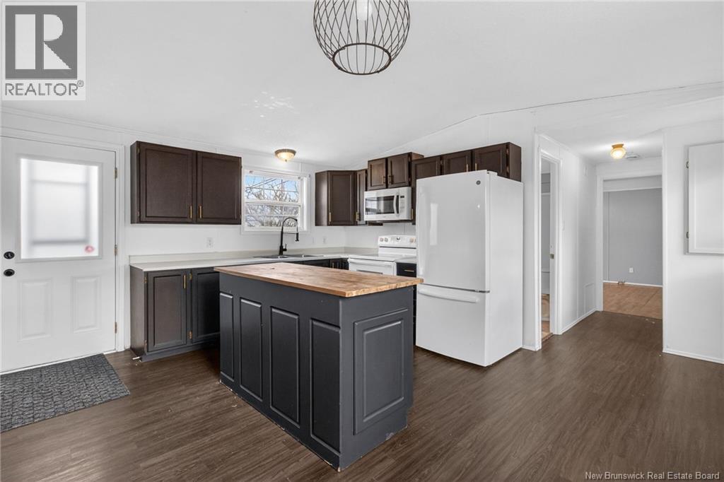 26 Carouge, Moncton, New Brunswick  E1N 2T4 - Photo 3 - NB136764