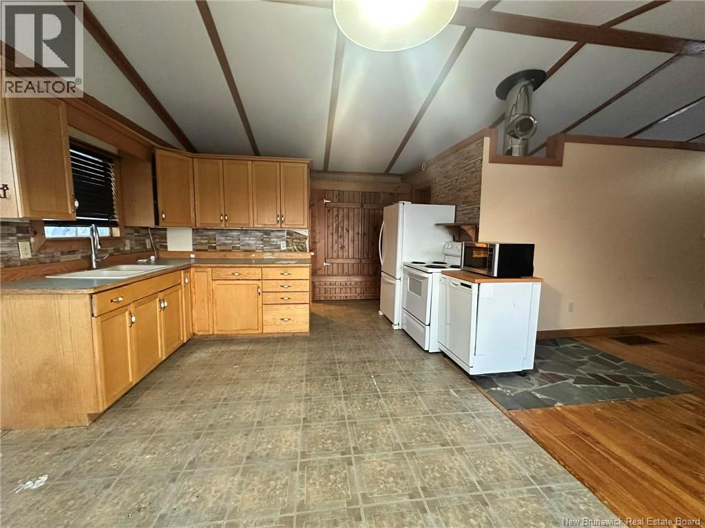 3969 Route 122, North Lake, New Brunswick  E6H 2E6 - Photo 5 - NB136796