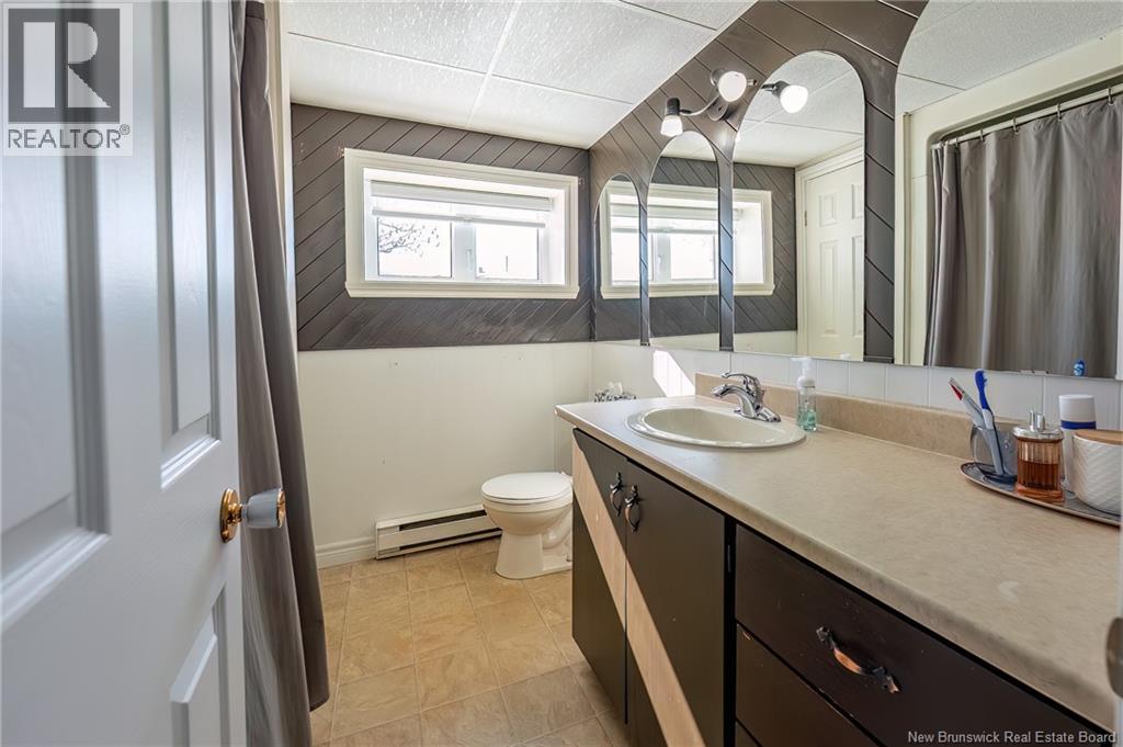 855 Walker Street, Grand Falls, New Brunswick  E3Z 1A4 - Photo 34 - NB136779