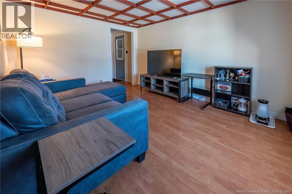 855 Walker Street, Grand Falls, New Brunswick  E3Z 1A4 - Photo 36 - NB136779