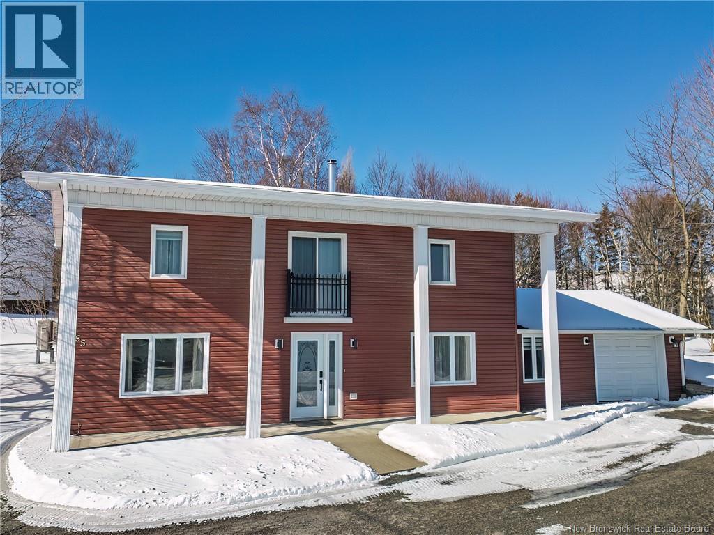 855 Walker Street, Grand Falls, New Brunswick  E3Z 1A4 - Photo 4 - NB136779