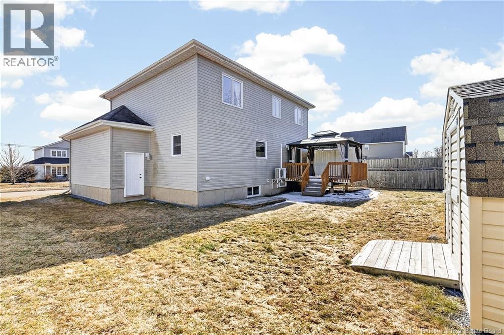 75 Savannah, Moncton, New Brunswick  E1A 0J5 - Photo 3 - NB136759