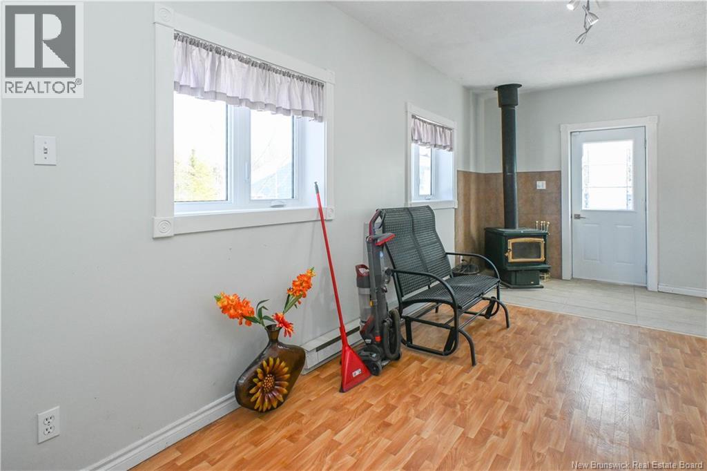 199 Saint-Simon Road, Caraquet, New Brunswick  E1W 1B3 - Photo 23 - NB136827