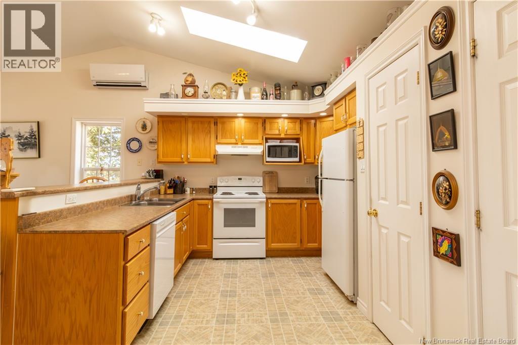16 Phyllis Lane, Wickham, New Brunswick  E5T 1L3 - Photo 10 - NB135998