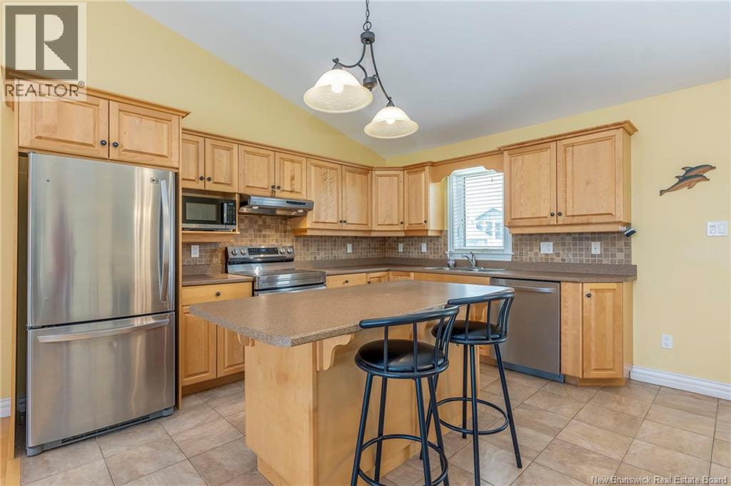 187 Leblanc Avenue, Shediac, New Brunswick  E4P 0H9 - Photo 14 - NB136646