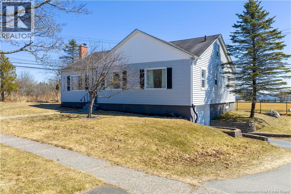 496 Argyle Street, Saint John, New Brunswick  E2M 3B1 - Photo 2 - NB136237