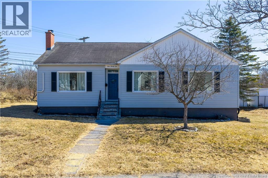 496 Argyle Street, Saint John, New Brunswick  E2M 3B1 - Photo 3 - NB136237