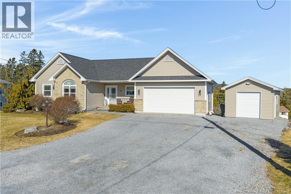 15 Trillium Drive, Quispamsis, New Brunswick  E2E 0K9 - Photo 2 - NB136707