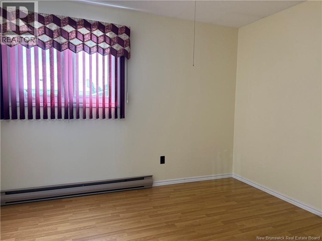 1140 Daniel Drive, Bathurst, New Brunswick  E2A 3X8 - Photo 8 - NB136454