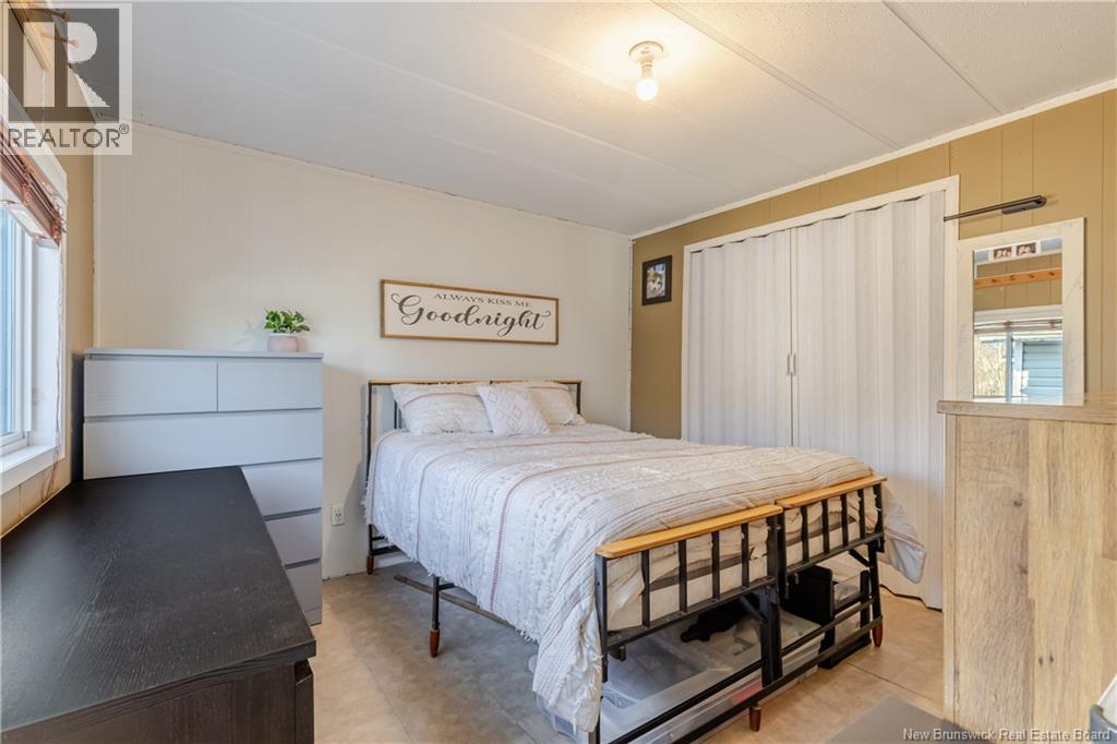 34 Elmdale Crescent, Fredericton, New Brunswick  E3B 6R1 - Photo 13 - NB136863