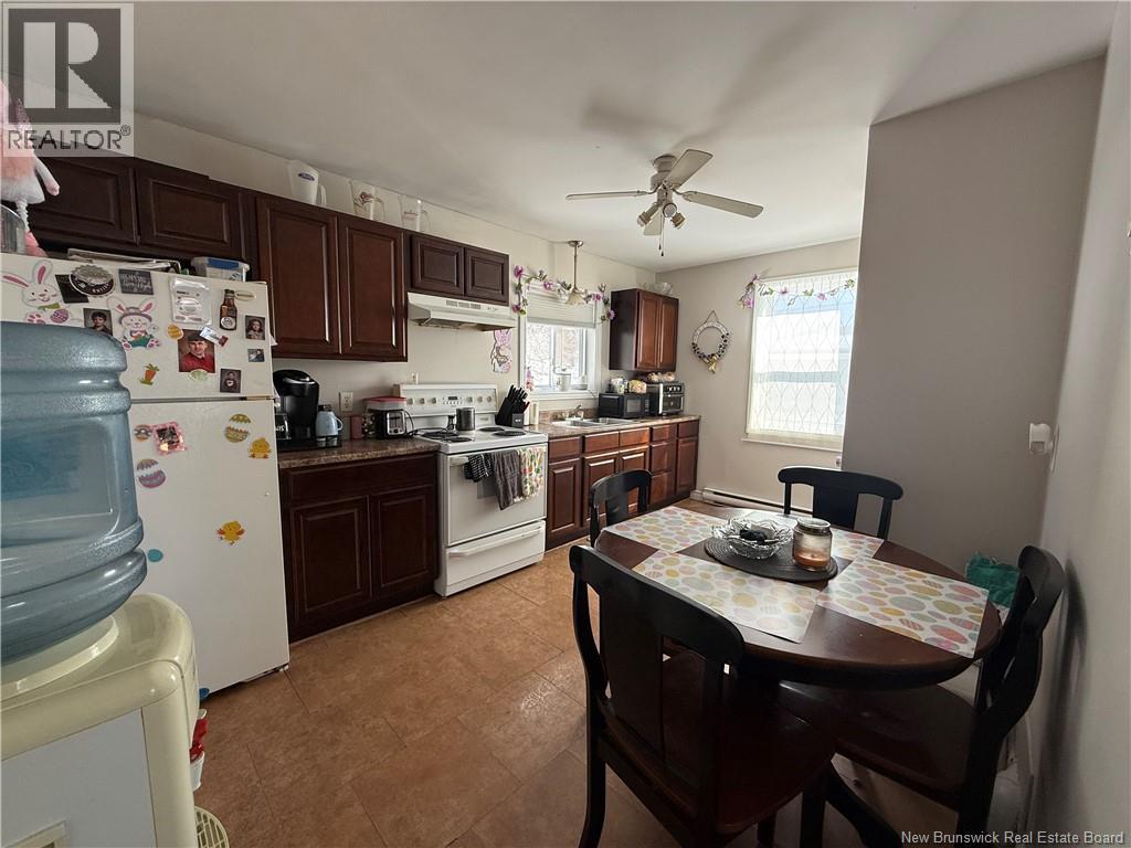 955 King Avenue, Bathurst, New Brunswick  E2A 1R9 - Photo 4 - NB136622