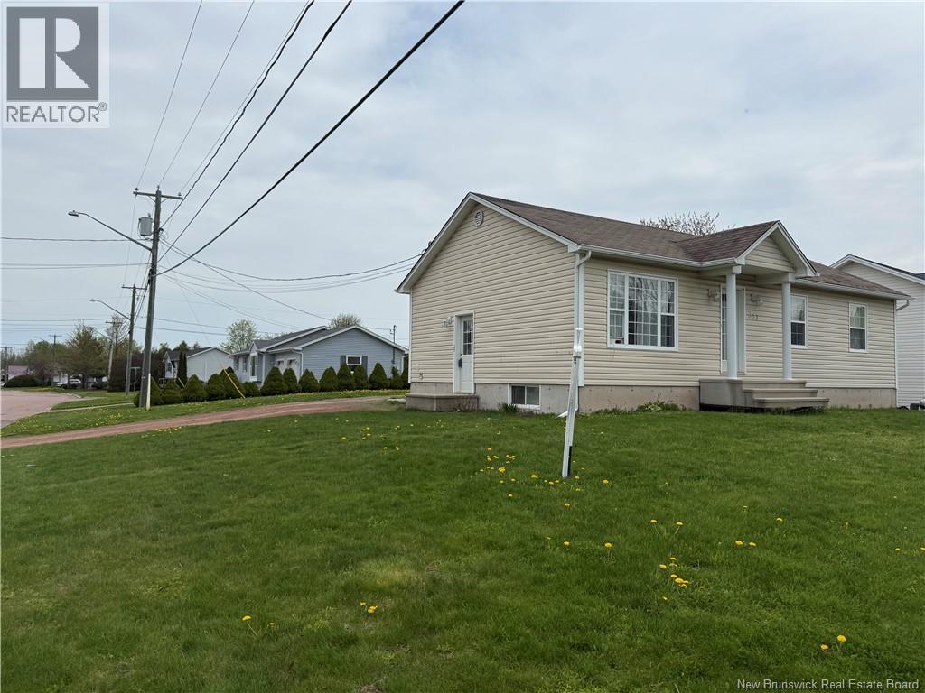 333 Twin Oaks, Moncton, New Brunswick