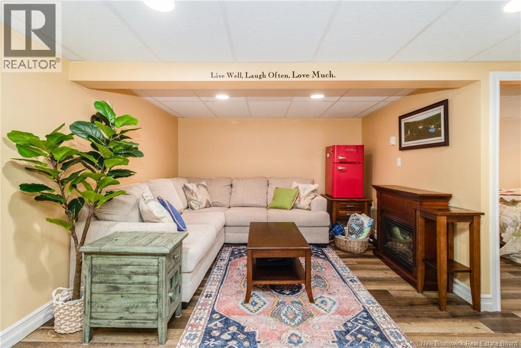 204 Willow Avenue, Fredericton, New Brunswick  E3A 2E4 - Photo 20 - NB135725