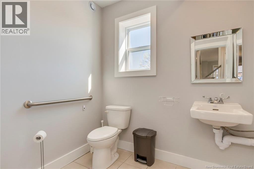 191-197 Université Avenue, Moncton, New Brunswick  E1C 5K4 - Photo 8 - NB135722