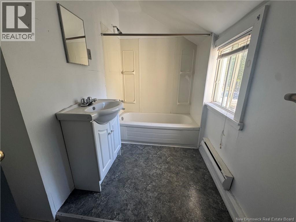 267 Charlotte Street, Saint John, New Brunswick  E2M 1Y2 - Photo 21 - NB136942