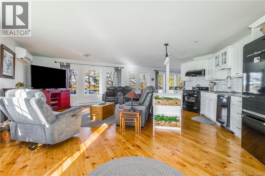 405 Route 102, Burton, New Brunswick E2V 3J8 - Photo 6 - NB136249