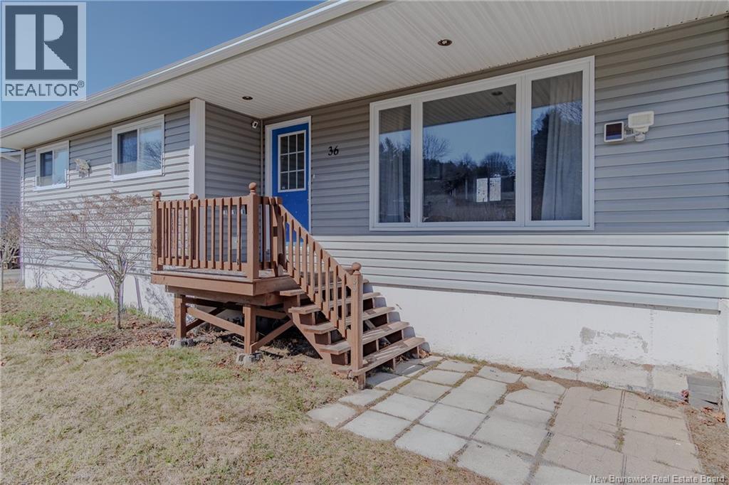 36 Allingham Crescent, Saint John, New Brunswick  E2M 5A8 - Photo 2 - NB136847