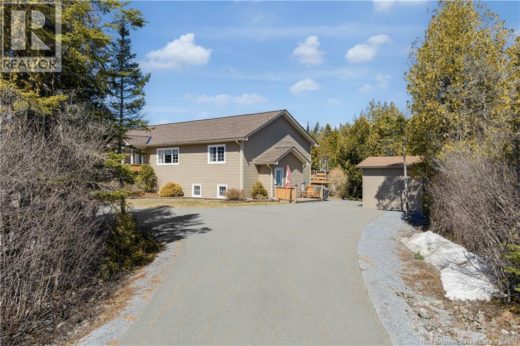 735 Hillcrest Road, Saint John, New Brunswick  E2N 2B6 - Photo 37 - NB137026