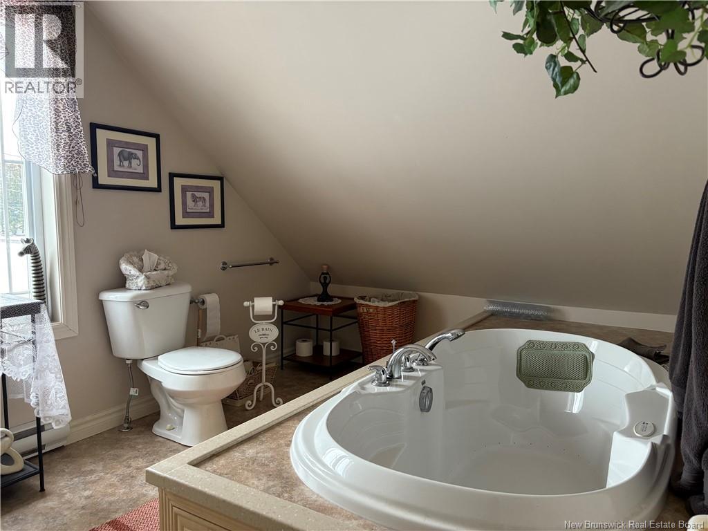 78 Rue Des Champs, Pointe-Verte, New Brunswick  E8J 2V4 - Photo 11 - NB136240