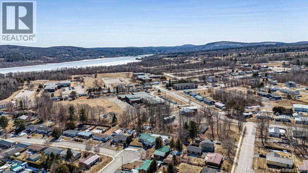 16 Harding Drive, Nackawic, New Brunswick  E6G 1C4 - Photo 46 - NB137095