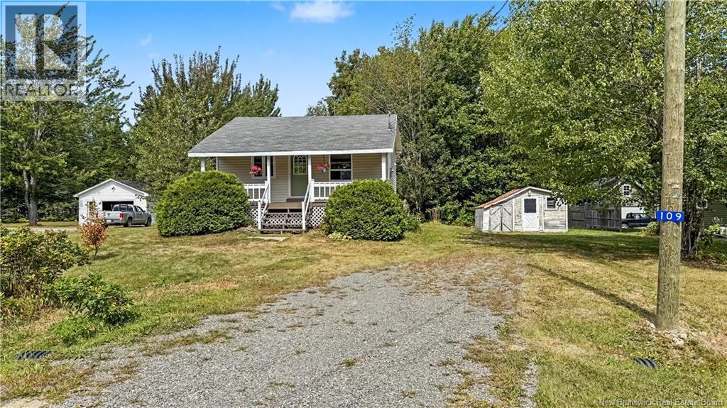 109 Moise, Rogersville, New Brunswick  E4Y 1T7 - Photo 3 - NB137117