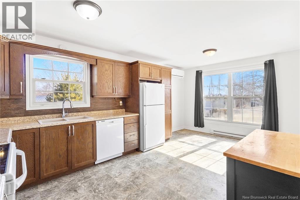 24 Mclaren Crescent, Nackawic, New Brunswick  E6G 1C7 - Photo 17 - NB136751