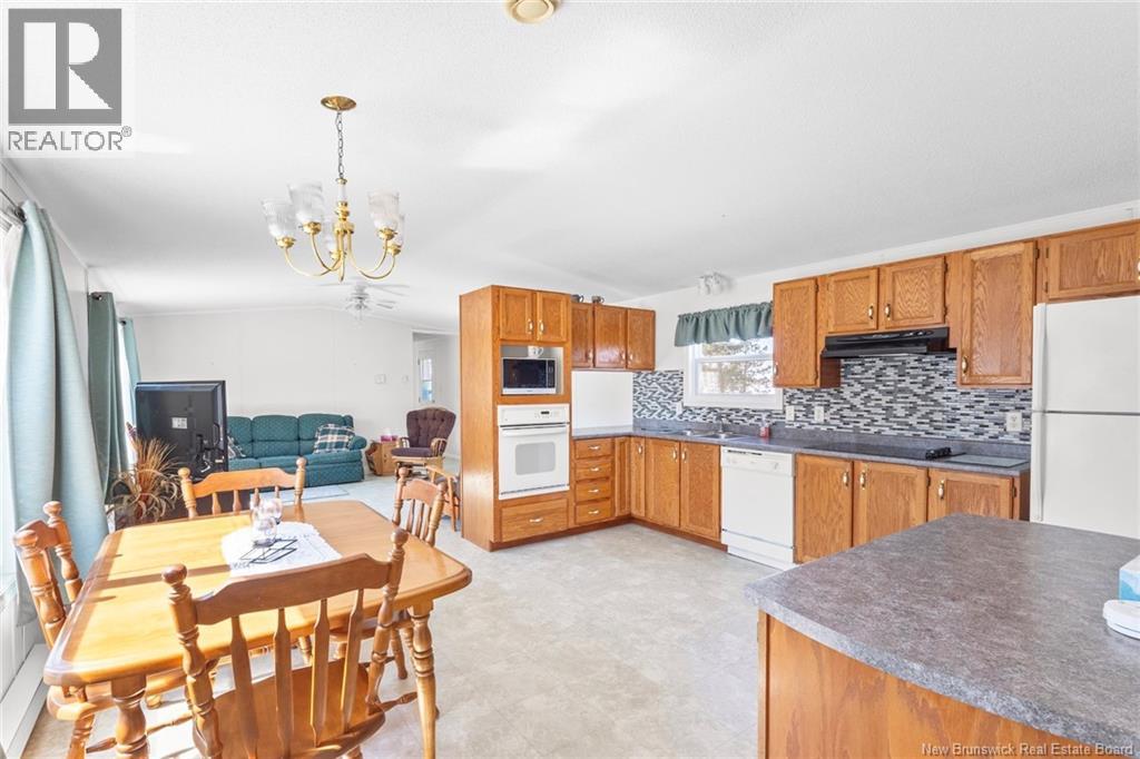 388 Cox Point Road, Cumberland Bay, New Brunswick  E4A 2X7 - Photo 15 - NB137126