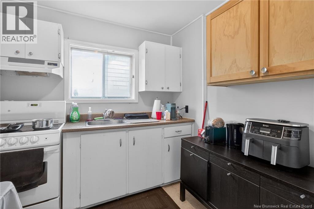 2 Copp Street, Sackville, New Brunswick E4L 3T7 - Photo 34 - NB137177