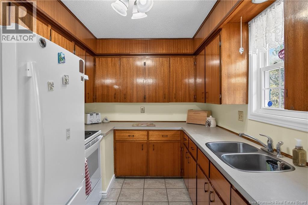 315 Hall Road, Hampton, New Brunswick  E5N 5K9 - Photo 9 - NB137186